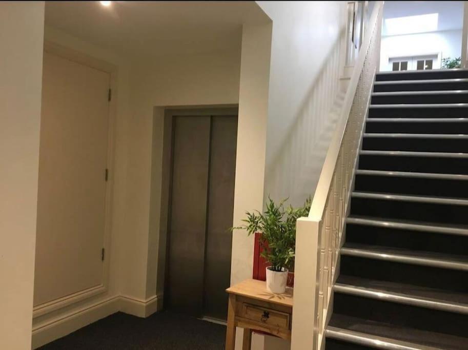Star Apartment York City Centre - Self Check-In Екстер'єр фото